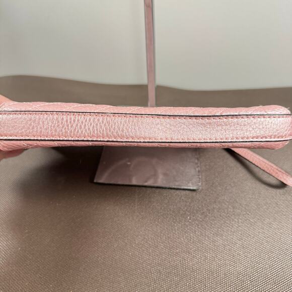 Guess Women's Pink Korry Chain Strap Party Glam Faux Leather Crossbody Bag - Picture 12 of 12